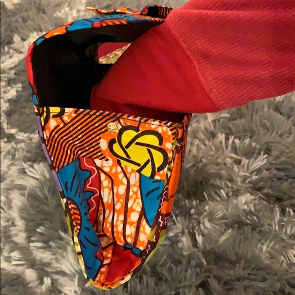 🆕 Gold Chain Handbag w/ bow | AfricanPrint/Design - Picture 4 of 5